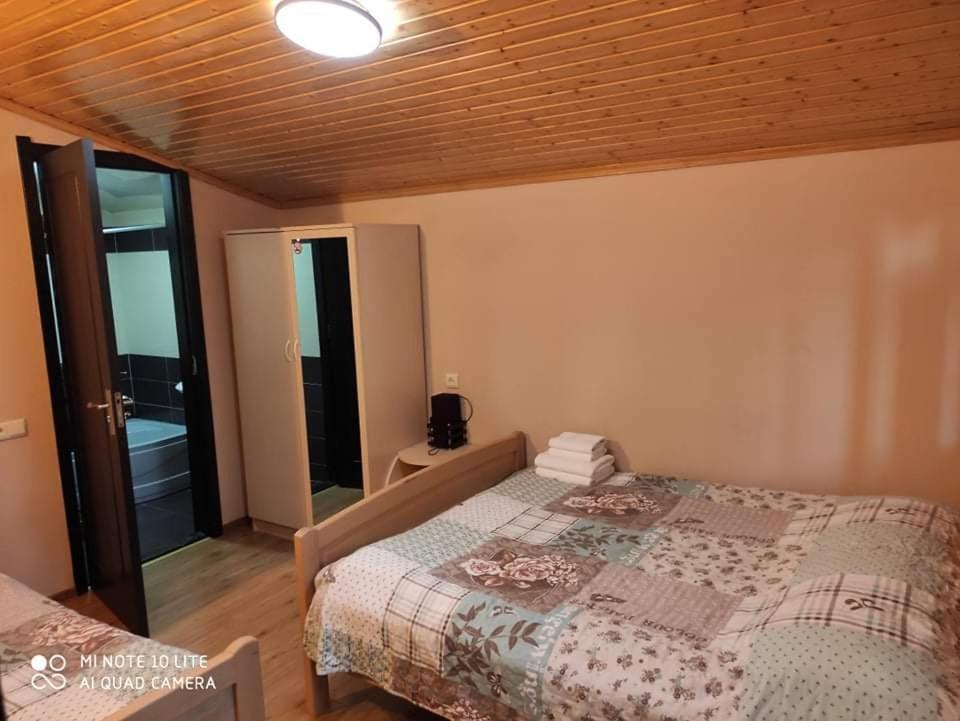 Guesthouse Edelweiss Mestia Phòng bức ảnh